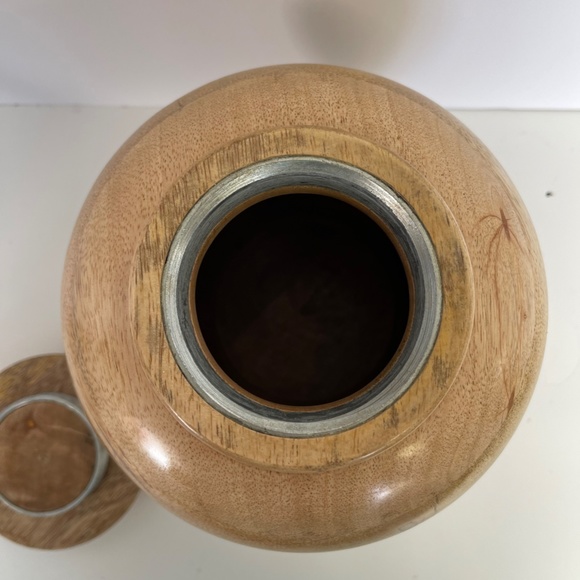 NWT Urn | Malaika Memorials Cremation Urn | Wooden Funeral Urn for Adults - Picture 8 of 15